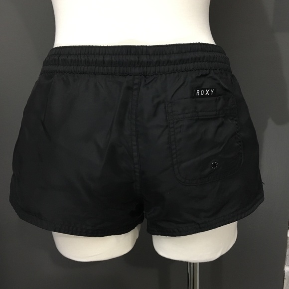 Roxy boardshorts - Picture 7 of 8
